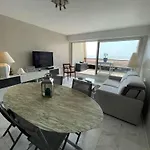 Confort Moderne : Beau T2 Avec Balcon, Acces Direct Plage, Wifi - St Jean De Monts - Fr-1-224c-322 * Saint-Jean-de-Monts