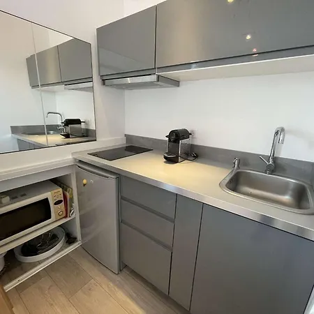 Confort Moderne : Beau T2 Avec Balcon, Acces Direct Plage, Wifi - St Jean De Monts - Fr-1-224c-322 * Saint-Jean-de-Monts
