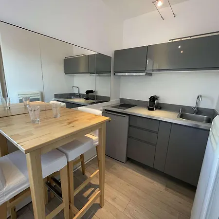 Confort Moderne : Beau T2 Avec Balcon, Acces Direct Plage, Wifi - St Jean De Monts - Fr-1-224c-322