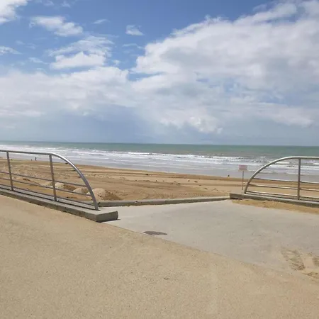Confort Moderne : Beau T2 Avec Balcon, Acces Direct Plage, Wifi - St Jean De Monts - Fr-1-224c-322